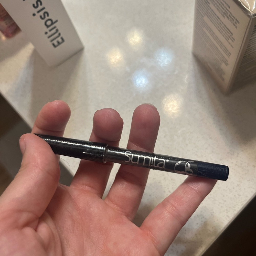 Sumita Navy Blue Eyeliner Pencil